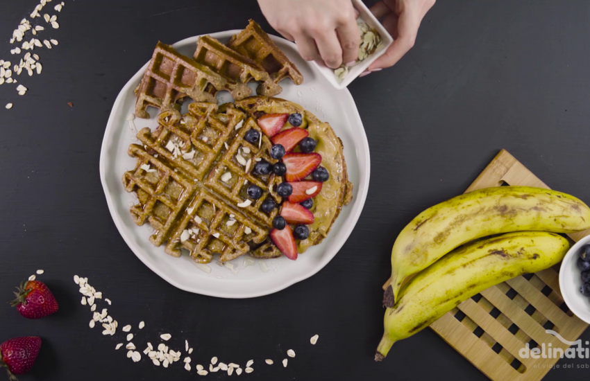 Waffle saludable de avena Delination