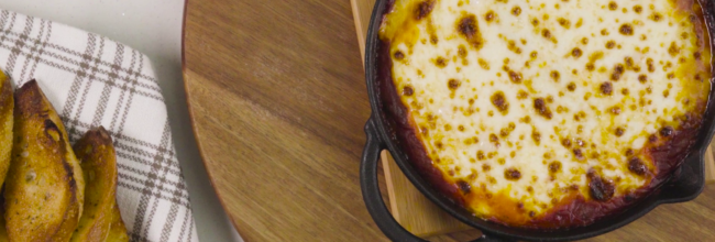 Queso fundido al horno