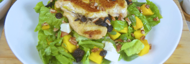 ENSALADA DE MANGO CON POLLO