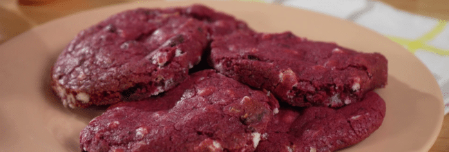 galletas red velvet rellenas de queso crema