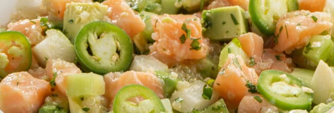 ceviche de salmón con quinoa