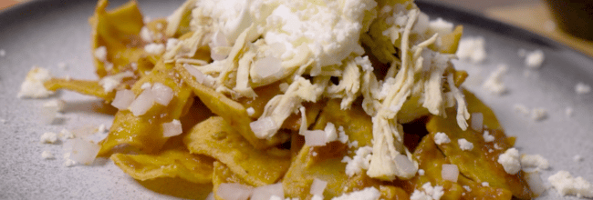 Chilaquiles enchipotlados