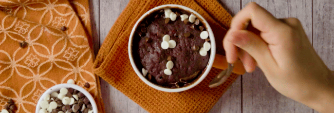 Mug cake de chocolate y crema de avellanas