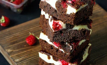 Brownies de frutos rojos