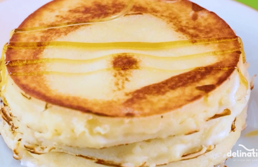 Pancakes rellenos de queso