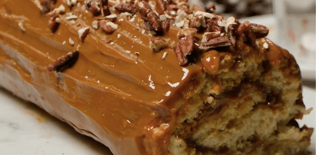 Rollo de dulce de leche con nuez