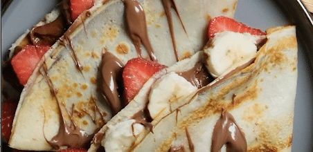 Crepas con fresa y chocolate