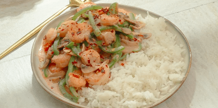 camarones en crema de tomate